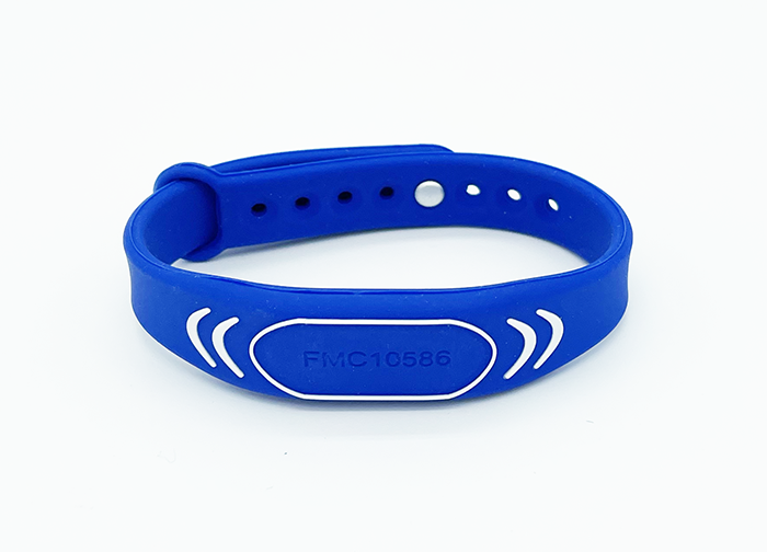 51.800.10.04.00.01.JM - Bracelet en silicone